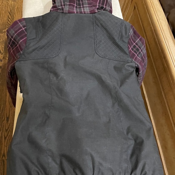 Cappel ski/snowboarding jacket - Picture 6 of 10